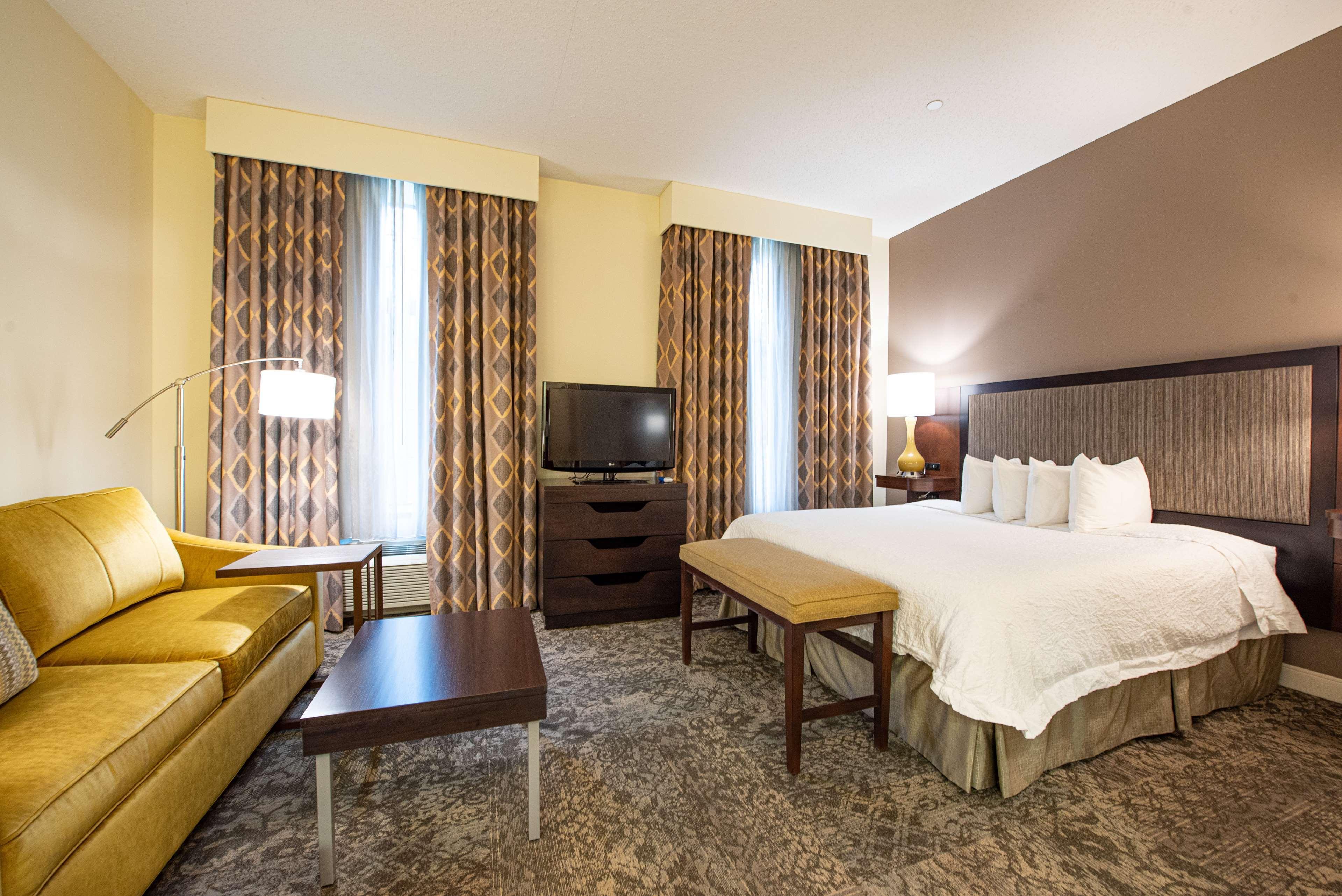 Hampton Inn & Suites By Hilton - Роквилл-Сентр Экстерьер фото
