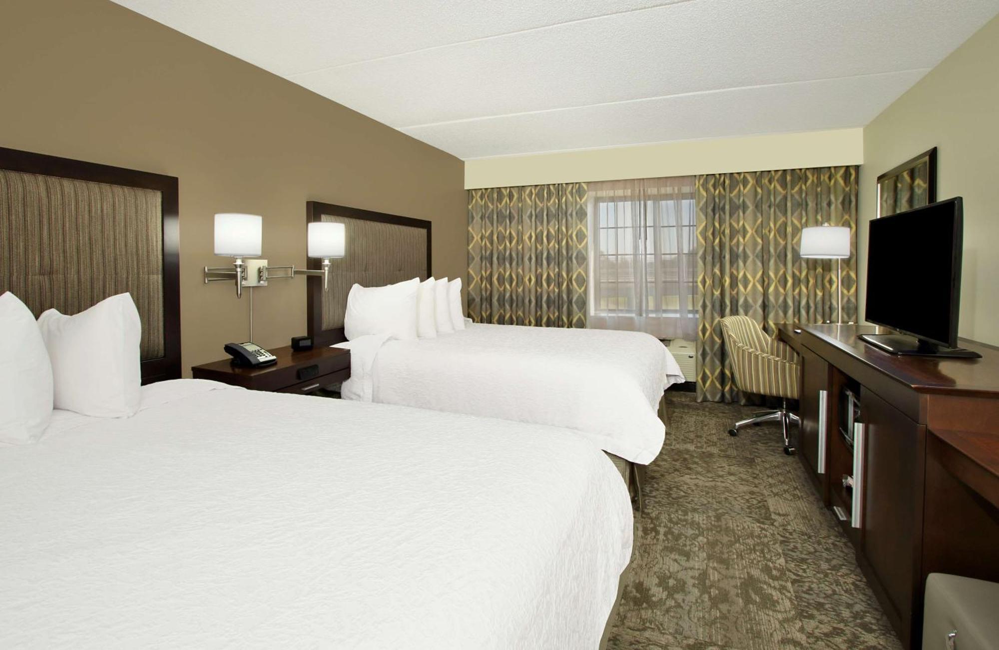 Hampton Inn & Suites By Hilton - Роквилл-Сентр Экстерьер фото